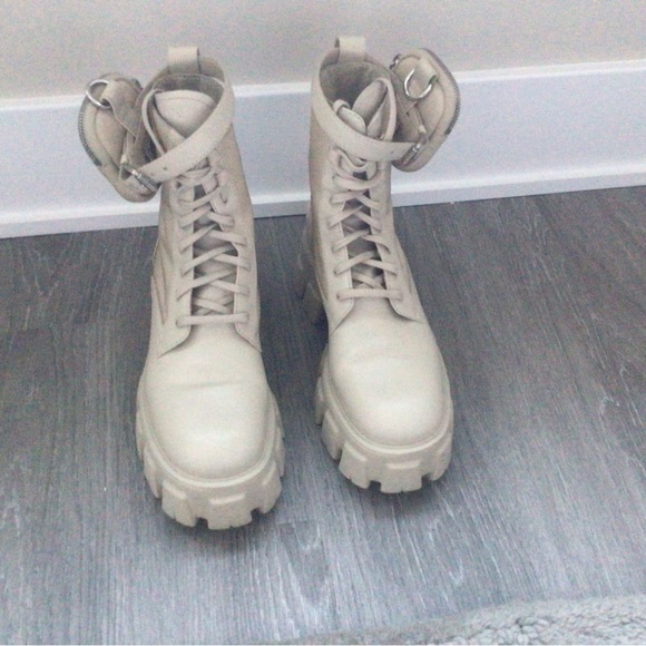 PRADA MONOLITH BOOTS -TAN - Picture 4 of 4